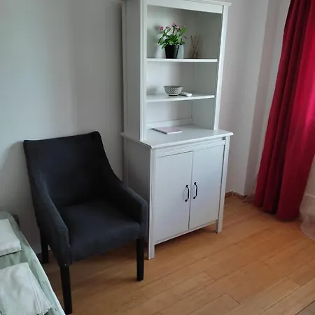 Atlas Studio Apartment Bucharest